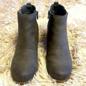 Time and Tru wedge booties size 7.